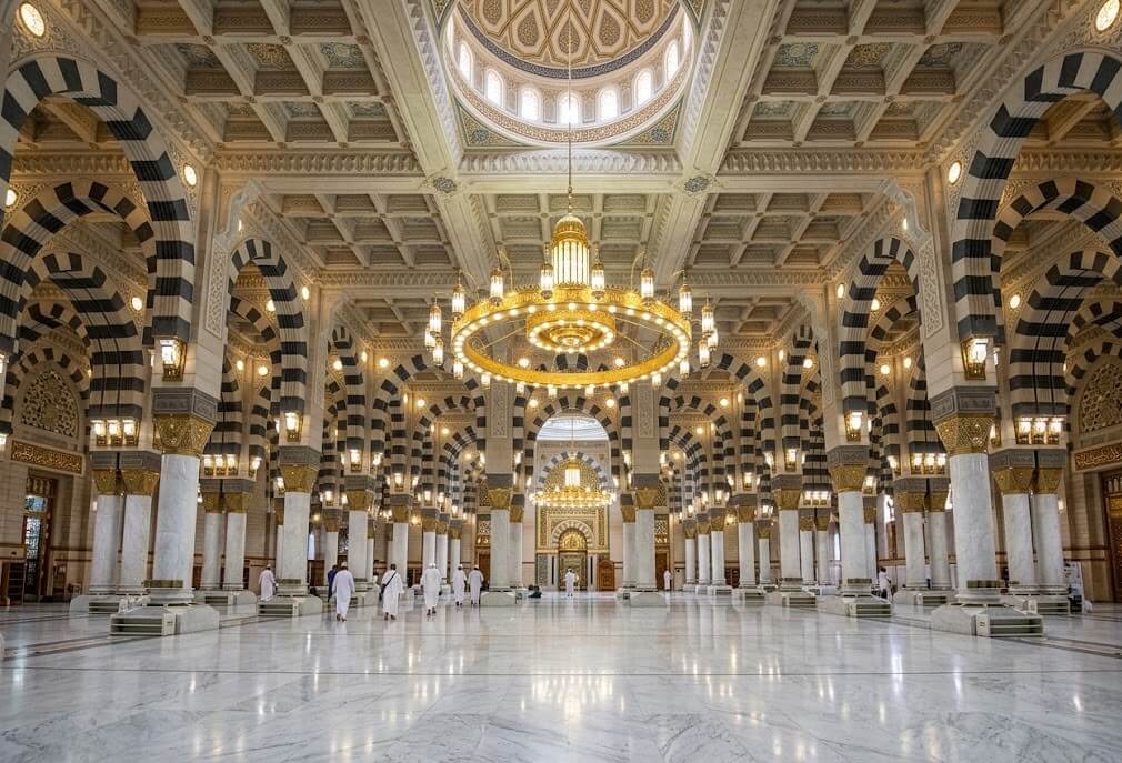 7 Nights Easter Umrah Package | 3 Star Package